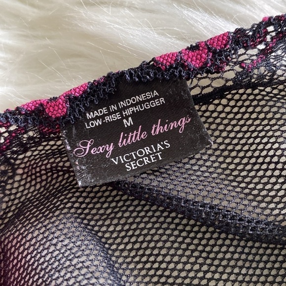 Victoria’s Secret Y2K black and pink netting lace hip hugger thong - Picture 7 of 7